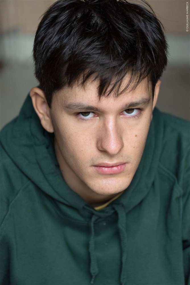 Théo Van de Voorde as Logan in Mars Colony