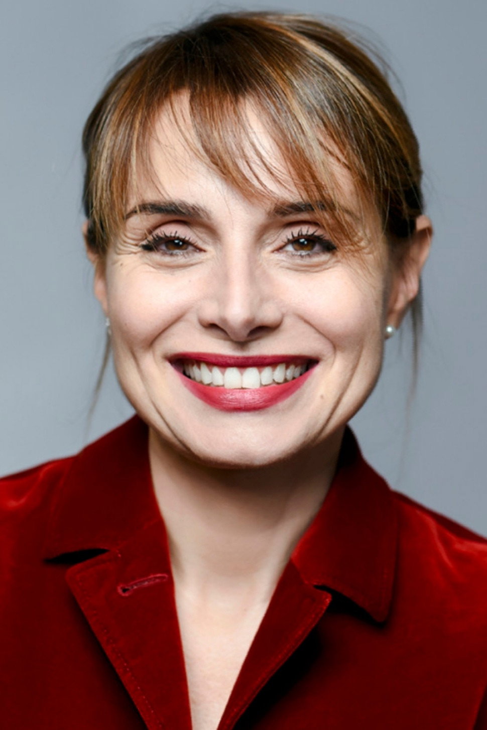 Giusy Frallonardo as Claudia Minasi (Marcello's Mother) in Show Me What You Got