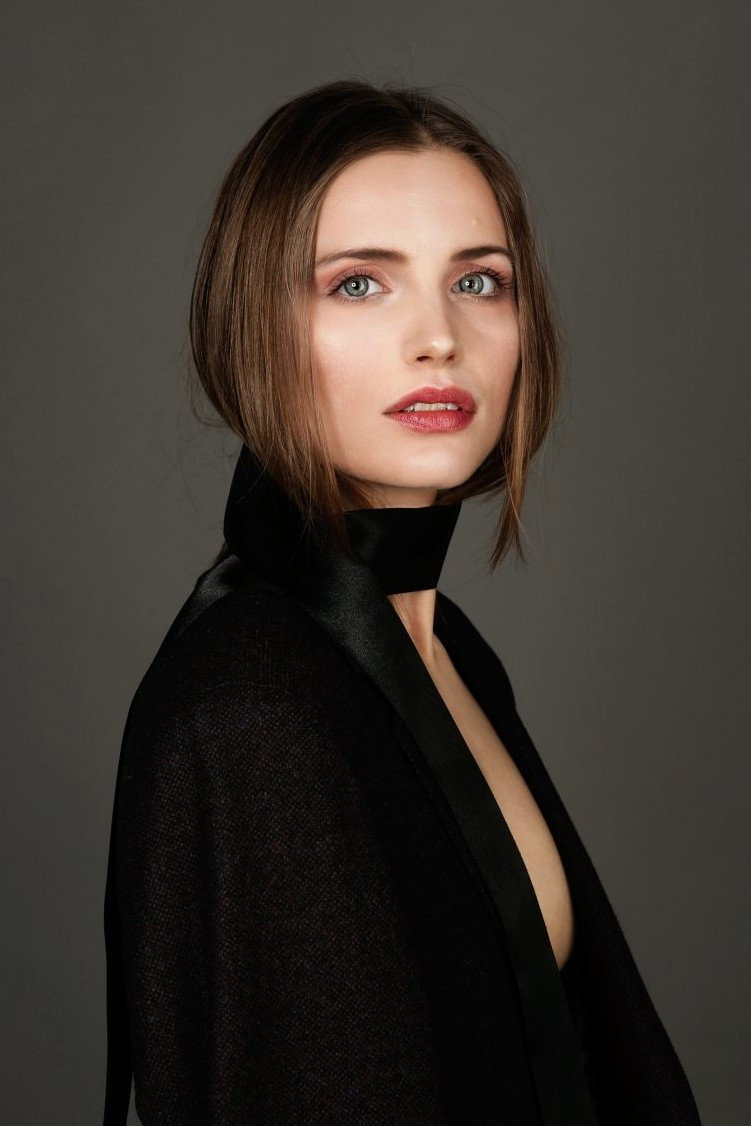 Gabrielė Malinauskaitė as Justė in Among Us Girls
