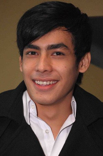 Zidni Adam Zawas as Tando in Evil Nurse 2