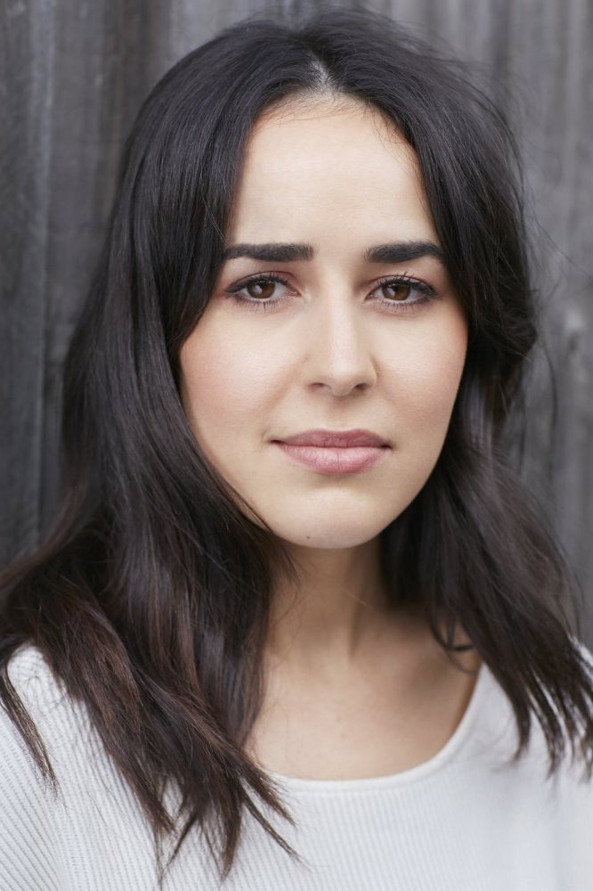 Mikaela Davies as Olivia in A Month of Sundays