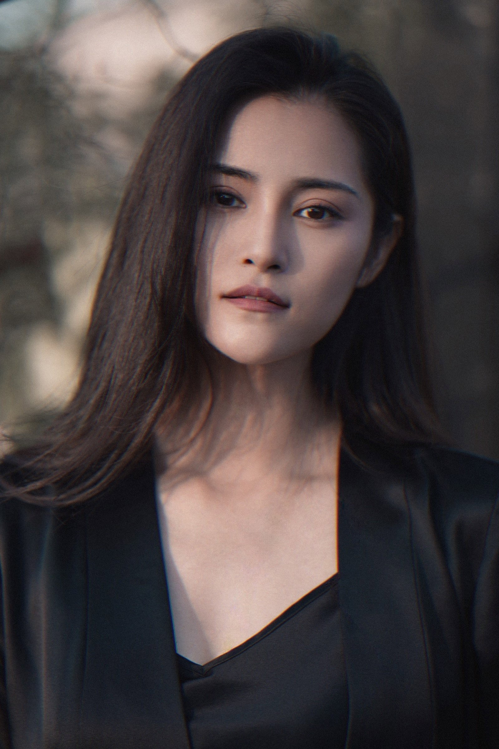Tian Leixi as Shu Qin in Because of Love