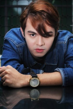 Yori Pong as Art De Guzman in Between Us The Series