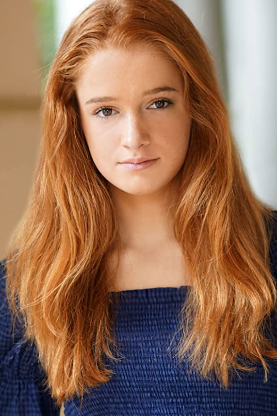 Hannah Spiros as Lucy Hope in The Adventures of Catty Wompus