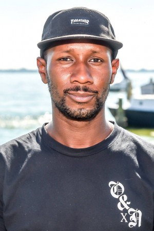Dionor Braaf as Self - Fugitive (Couple 4) in Hunted VIPS