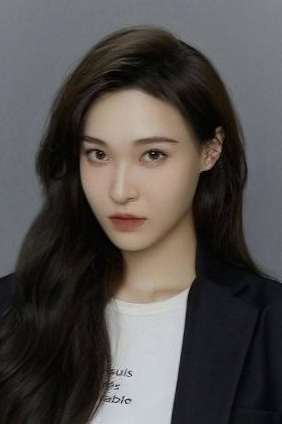Xu Qi as Leng Tianxi in Shining Just For You