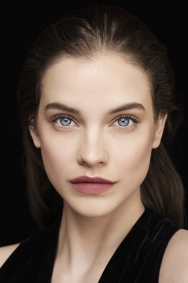 Barbara Palvin as Eve in Serpentine
