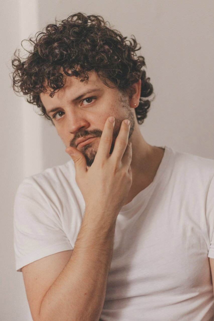 Guilherme Pereira as Miguel in Kim