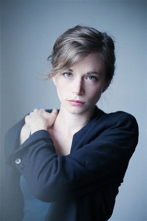 Suzanne Aubert as Solea in Ange
