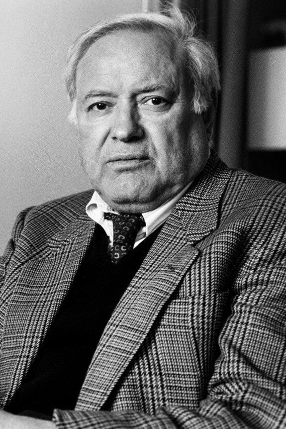Paolo Volponi as Giudice in Two Pieces of Bread