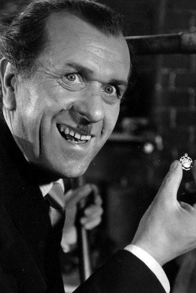 Wacław Kowalski as Stanisław Wygodnicki in Klub kawalerów