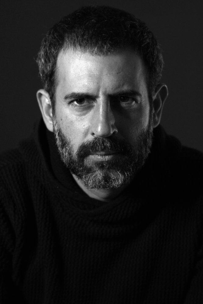 Rubén Zamora as Medina in The Simulators