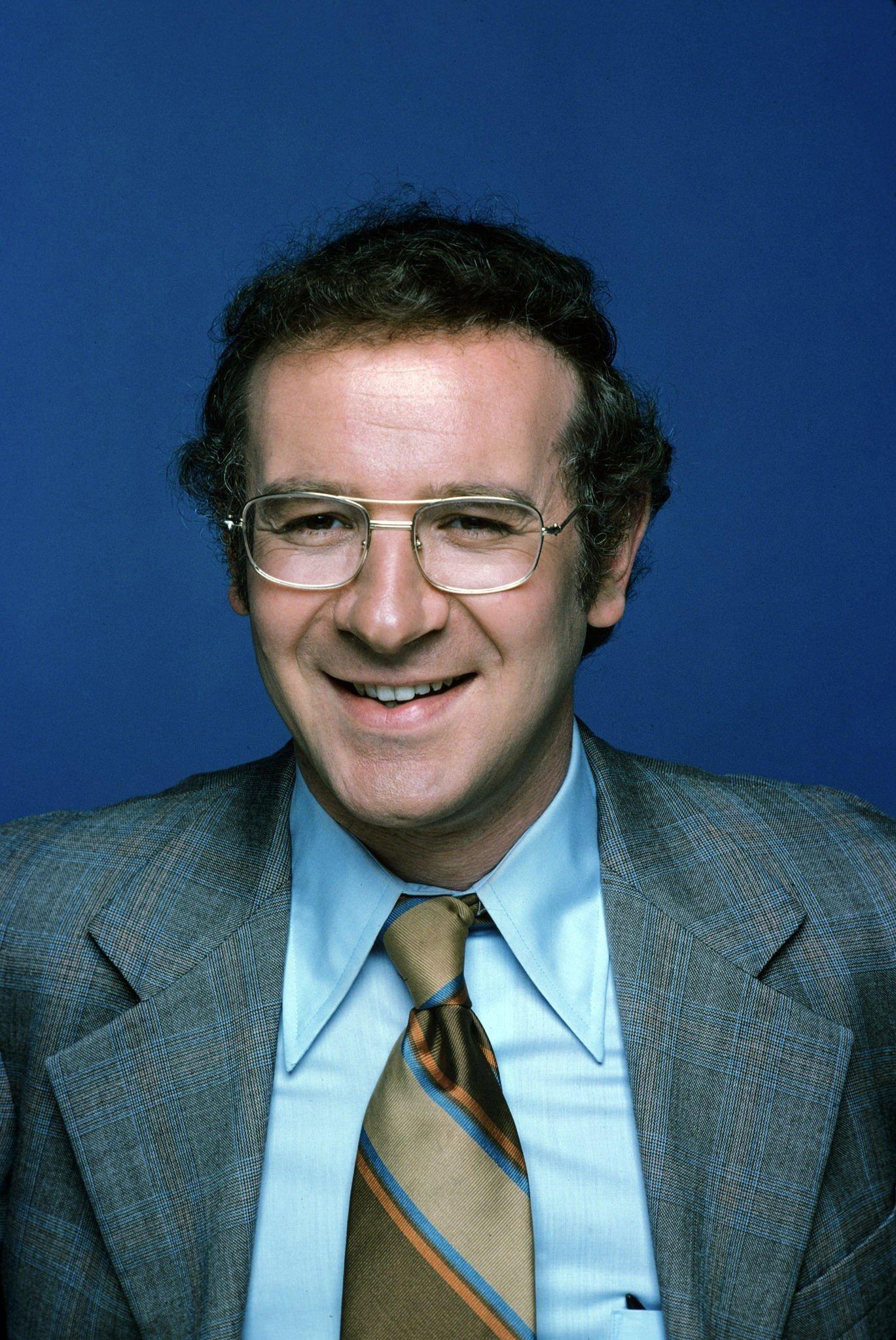 Steve Landesberg as George Dorsey in Conrad Bloom