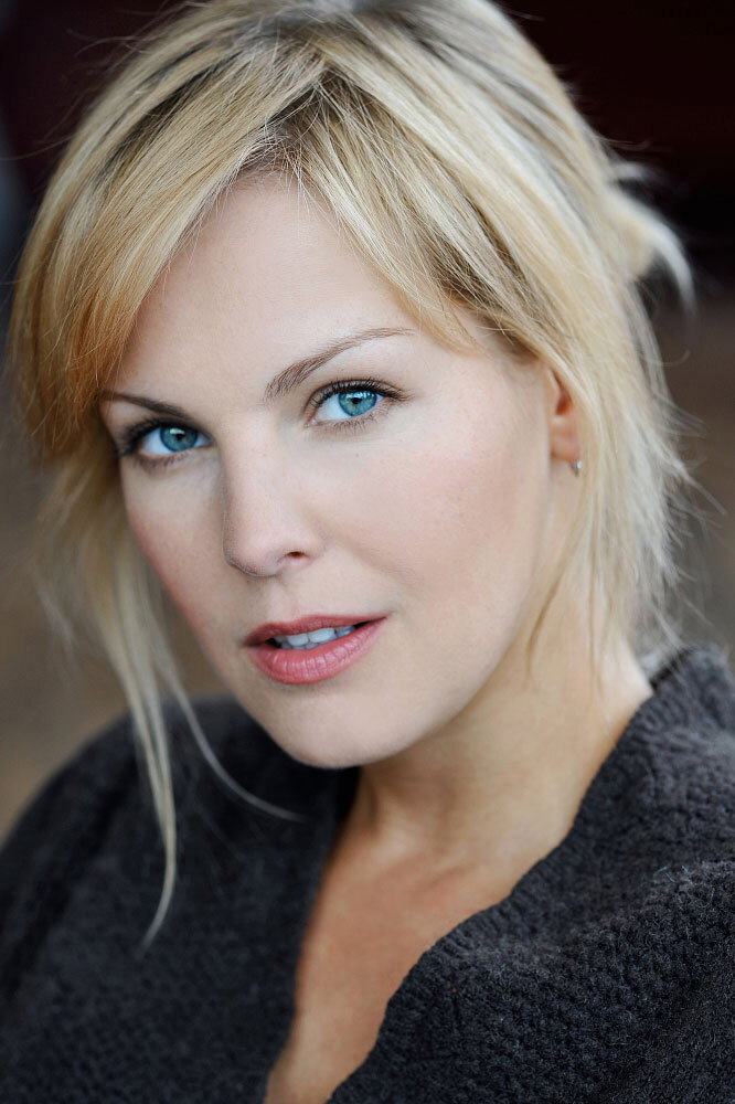 Ivonne Schönherr as Barbara in Werner - Eiskalt!