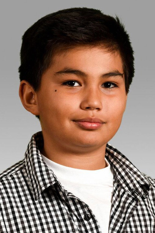 Sladen Peltier as Eric in Run Woman Run
