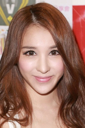 陳靜儀 as Drunk girl in The Constable