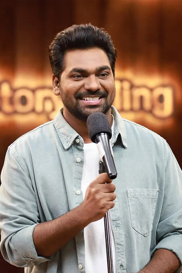 Zakir Khan as Self - Host in Aapka Apna Zakir
