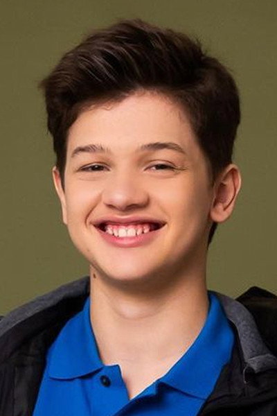 Gianlucca Mauad as Luan in Refollow