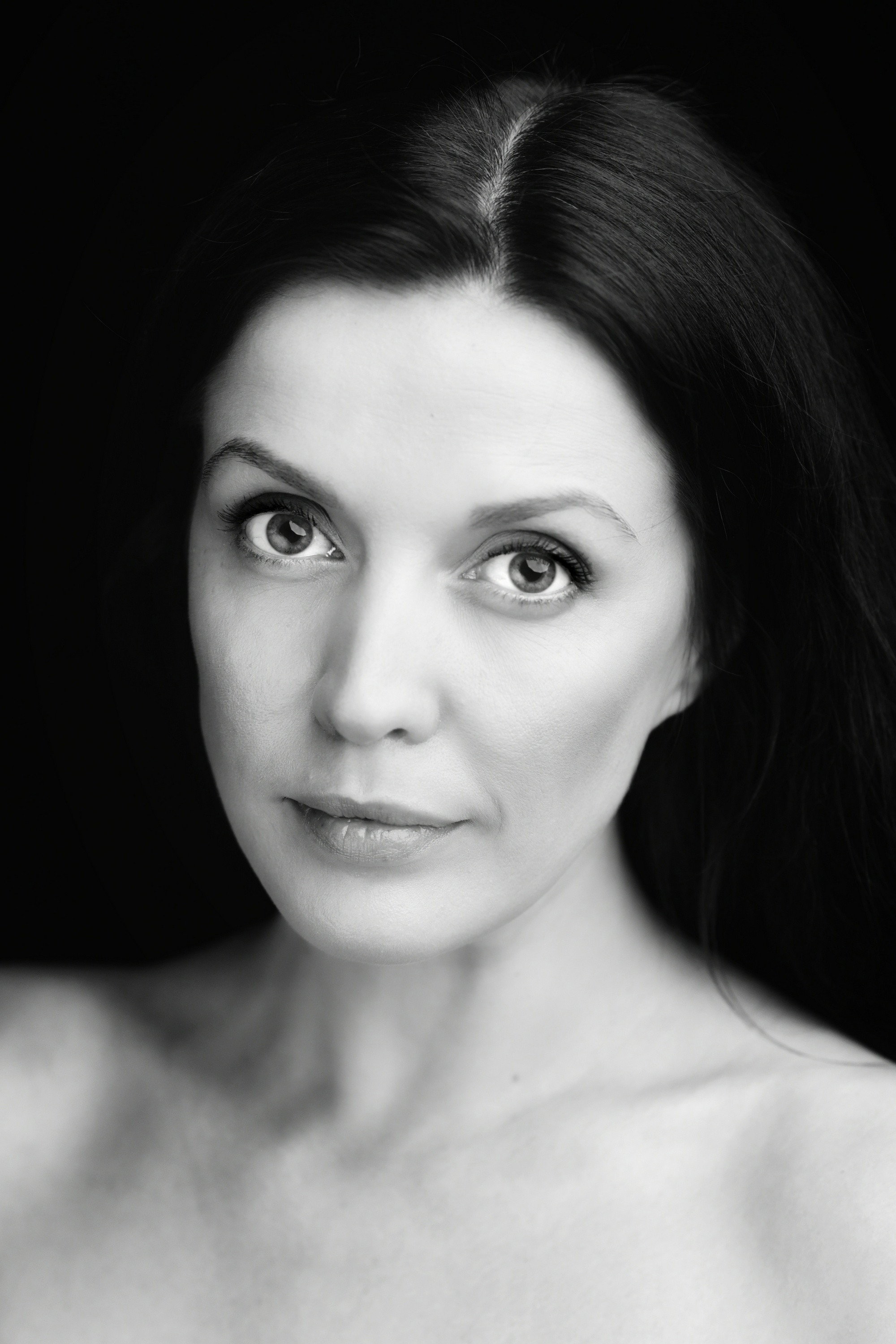 Nadiia Levchenko as Olha in Reflection