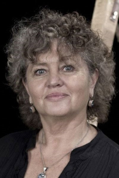 Diana Lupescu as Cristina in Fata Morgana