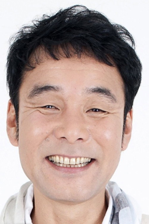 肥後克広 as Iguchi Taro in Kururi: Who's in Love with me