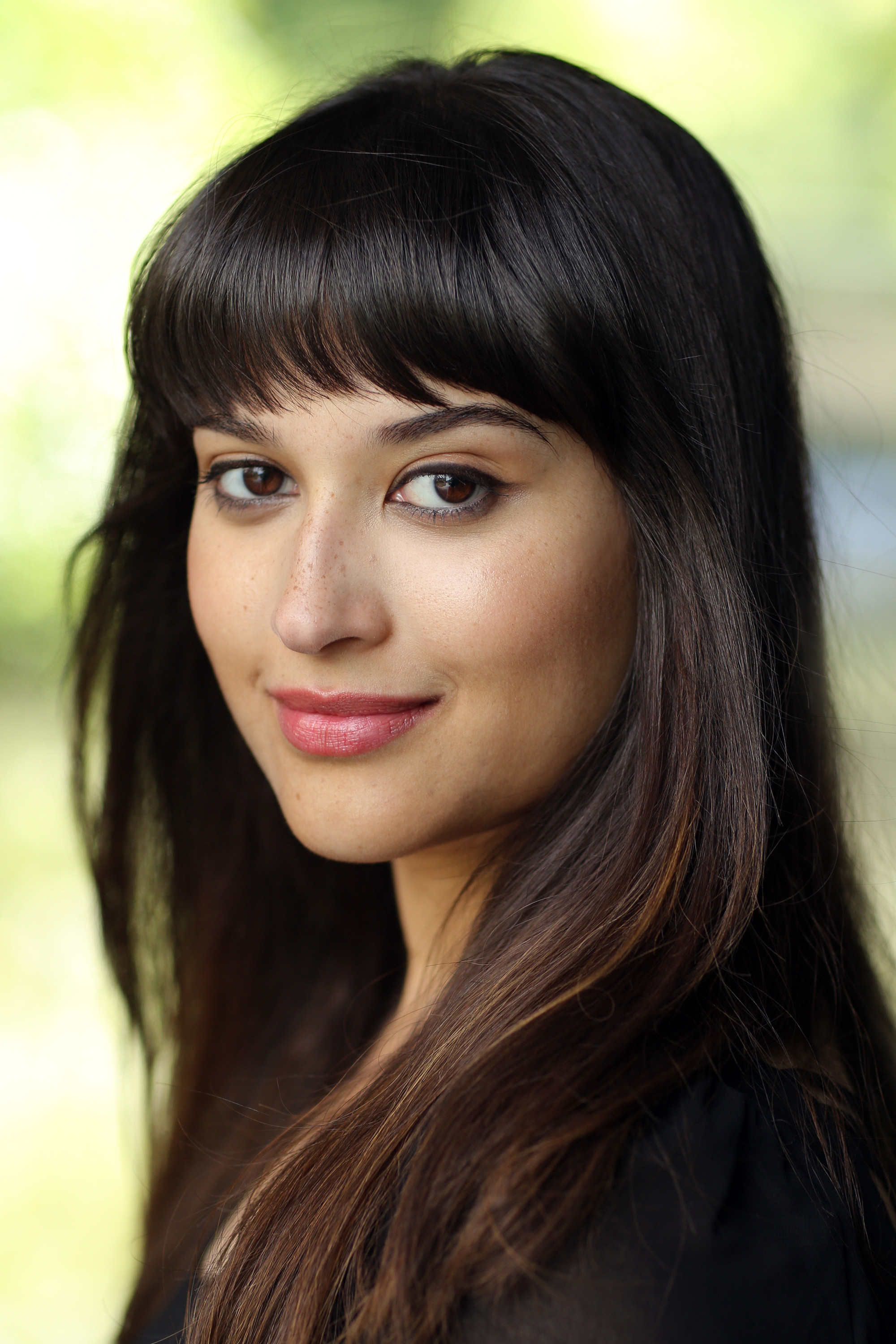 Sujaya Dasgupta as Kavita Singh in Shantaram