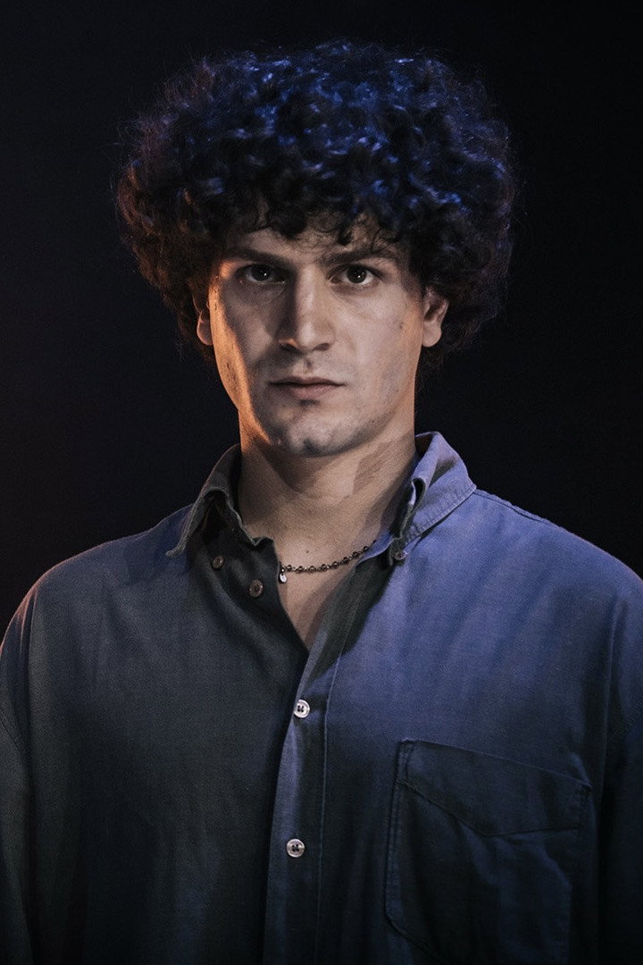 Giorgio Quarzo Guarascio as Valentino in Enea