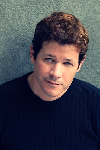 Ray Blaze as Michael in Le Choix de Sofia