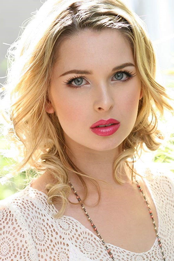 Kirsten Zien as Brittany Morgan in Once Upon A Christmas