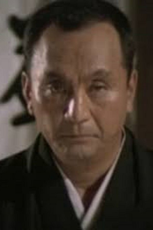 須賀不二男 as 相馬伊蔵 in Denshichi Torimonocho: Vampire Spider