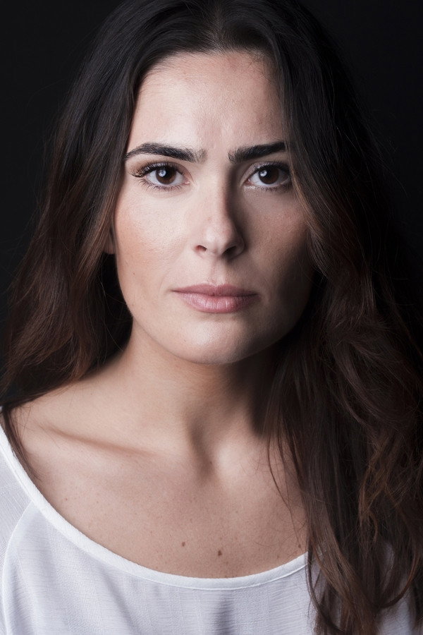 Inês Gonçalves as Bia in 4Play