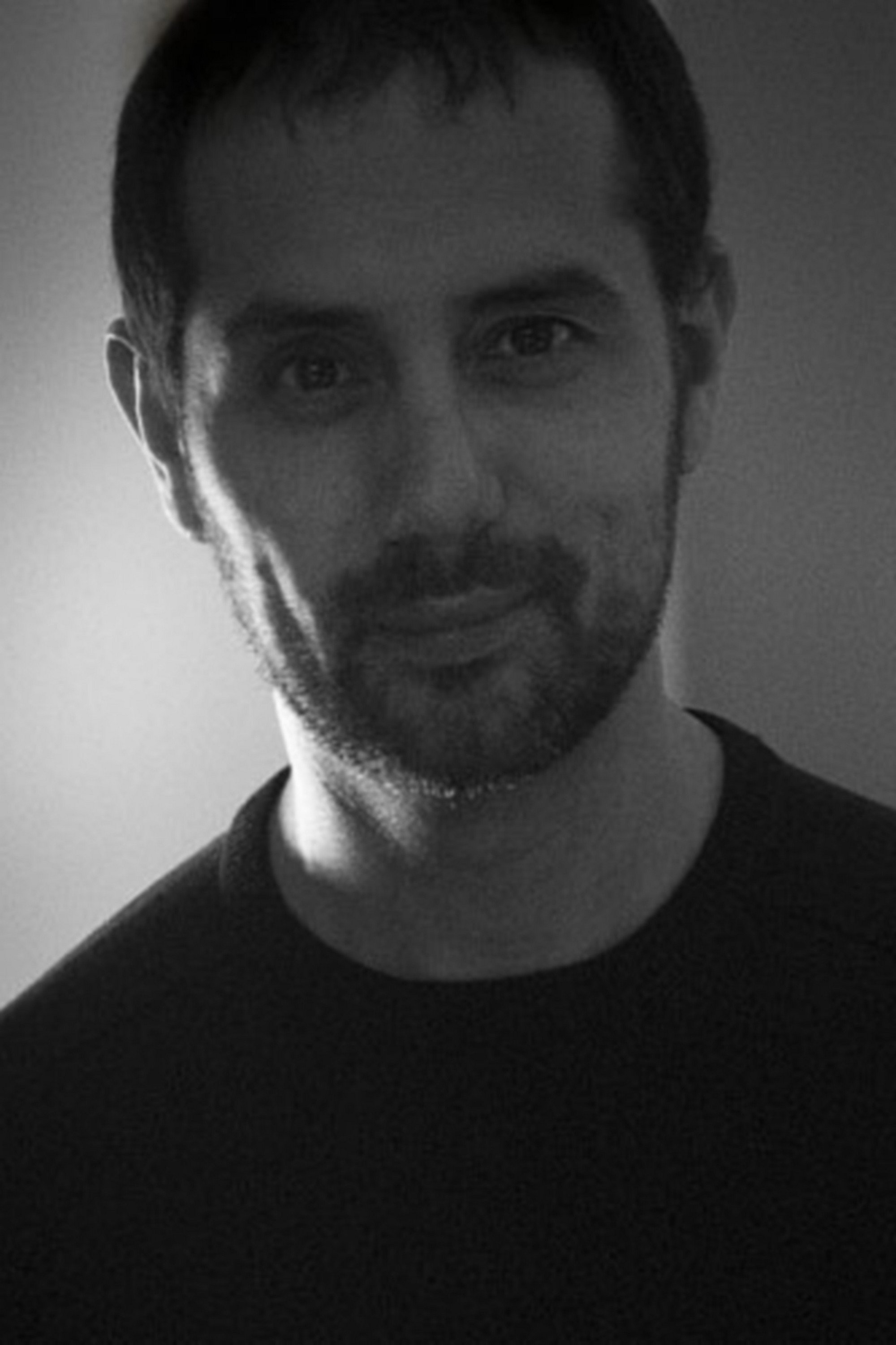 Mario Fernández Alonso as Mario in 21 Positions