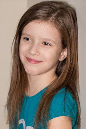 Jorja King as Emilie in Touch