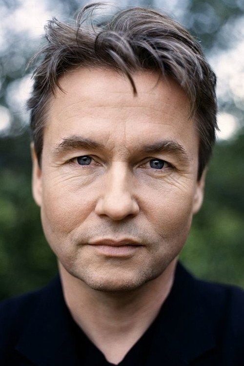 Esa-Pekka Salonen as Self in Playing with Gods