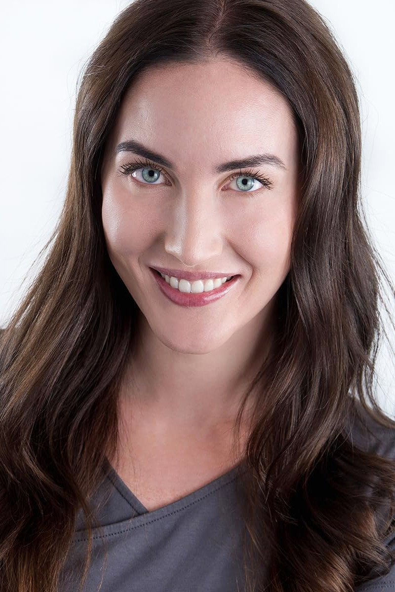 Marie Wetherell as Elyse Mason in Want Love?