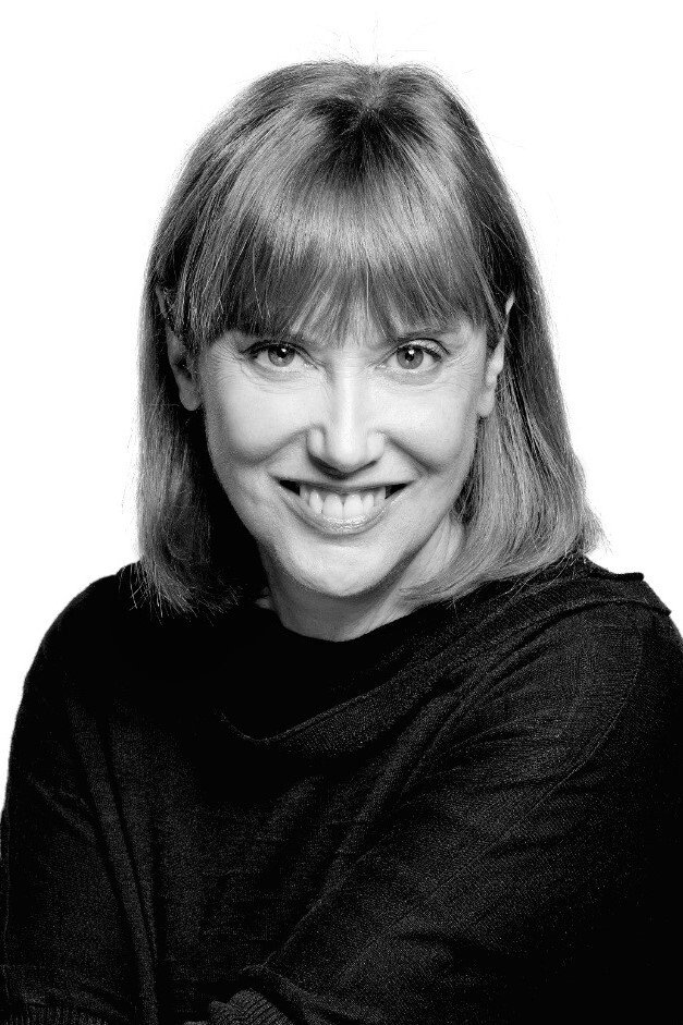 Marta Fernández Muro as Queti in Laberinto de pasiones