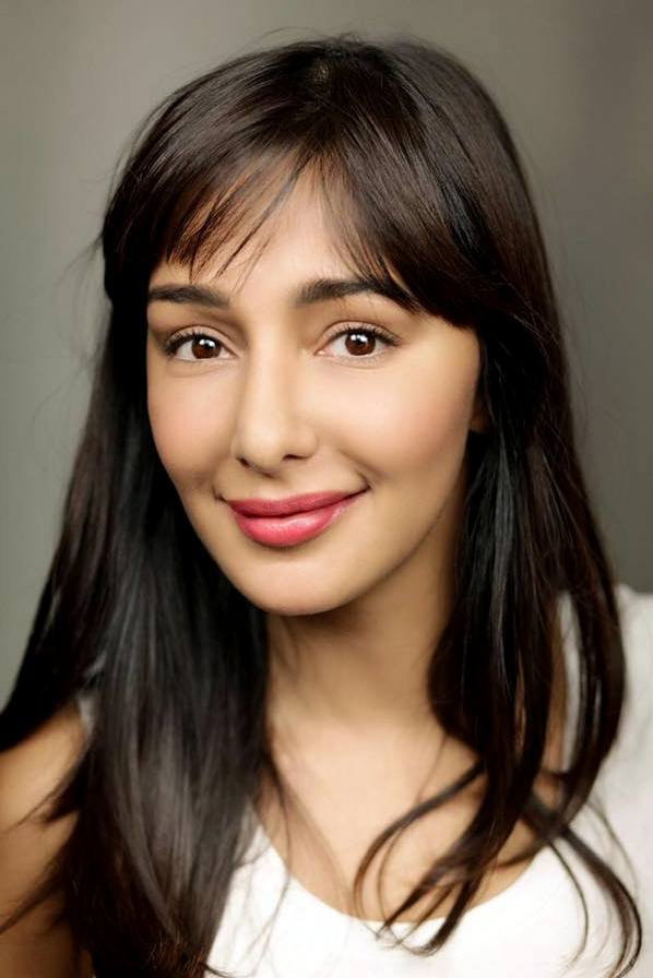 Feryna Wazheir as Nargis in Manto