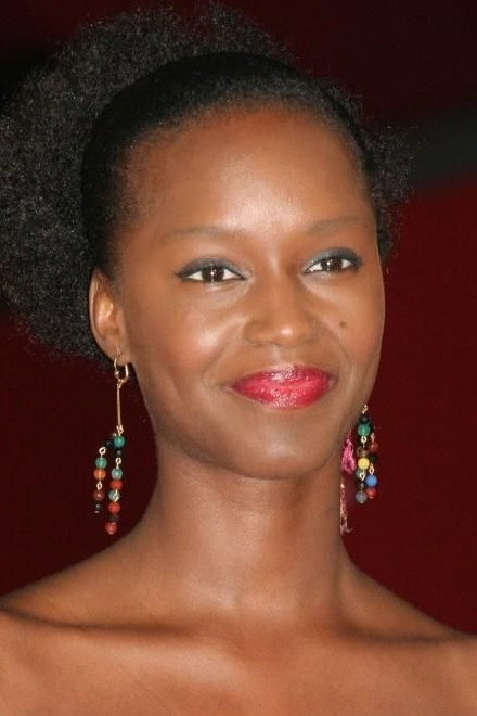 Fatou N'Diaye as Liz in With a Little Help from Myself