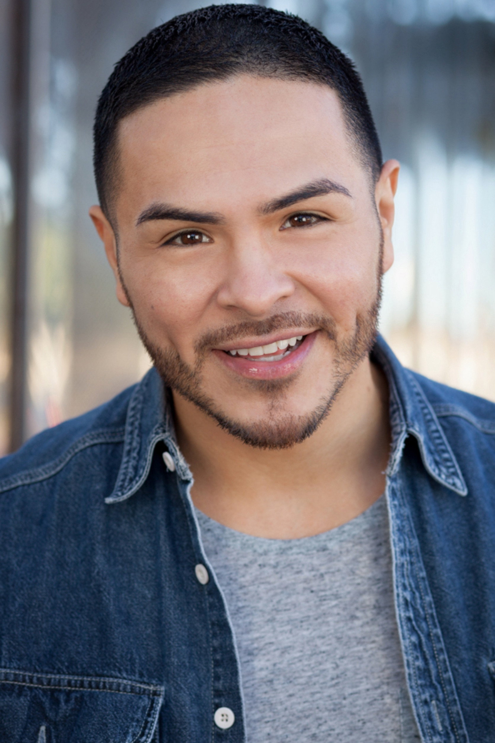 Gilbert Saldivar as Junior Matas in Shine
