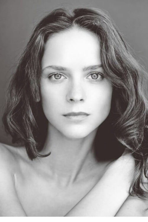 Ксения Князева as Mother / Thumbelina in Poor Baby