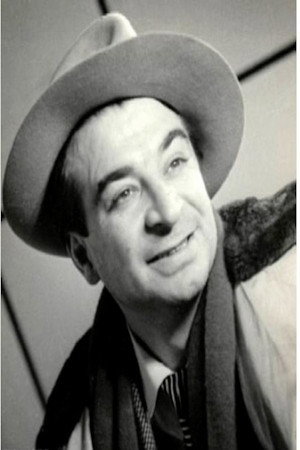 Ion Marinescu as Petrăchescu in The Cherry Blossoms