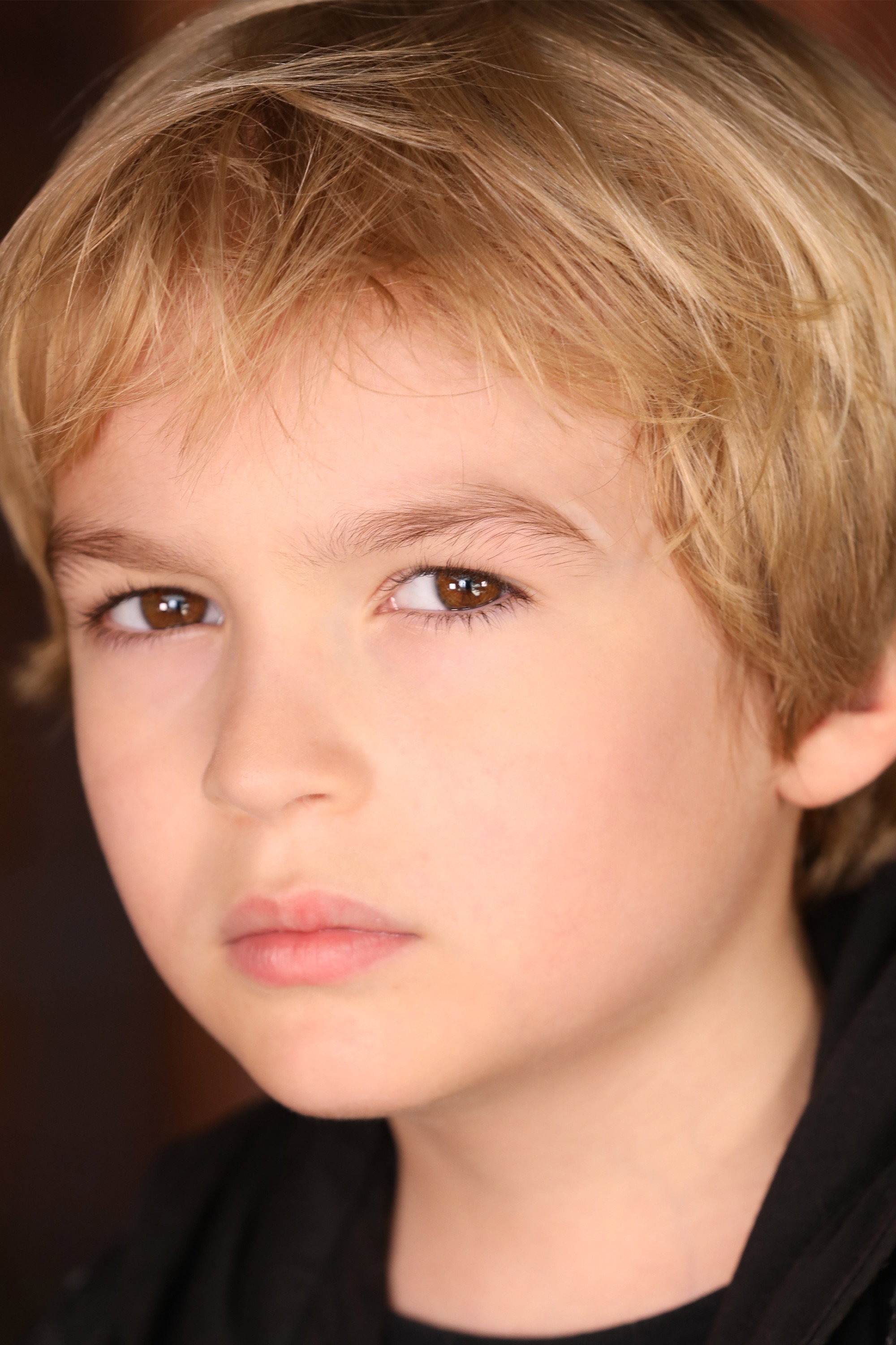 Roland Rubio as Wilder in The Uninvited