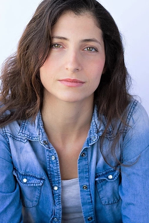 Roni Weissman as EMT Rachel in Just Below Sunset