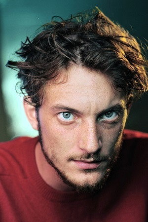 Teodoro Giambanco as Marco in Quasi a casa