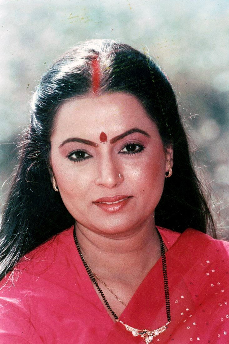 Rita Bhaduri as Mary in Kabhi Haan Kabhi Naa