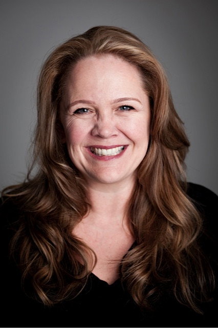 Sarah Valentine as Penny in The Insatiable Moon