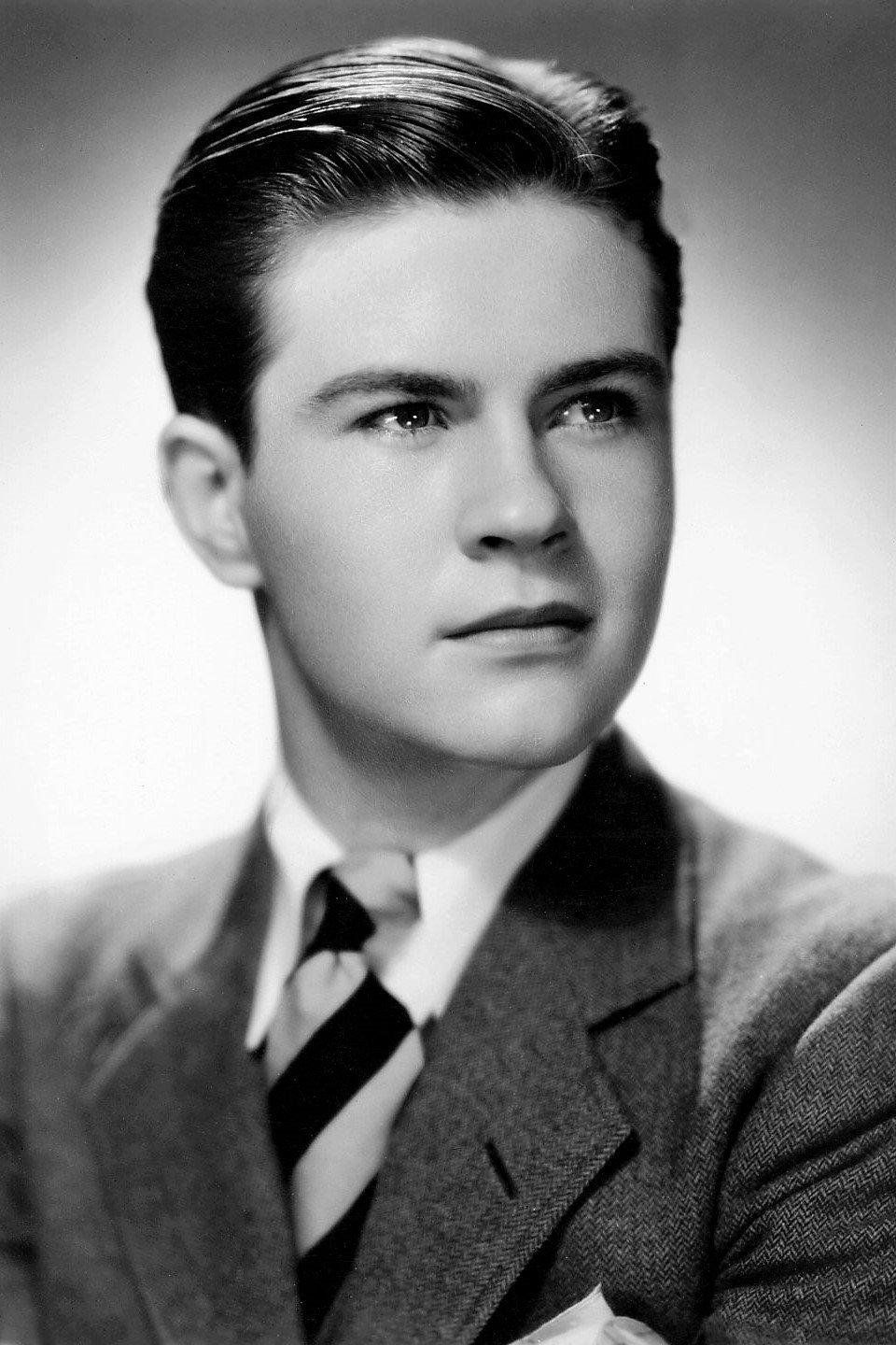 Tom Brown as Jimmy Brody in Duke of Chicago