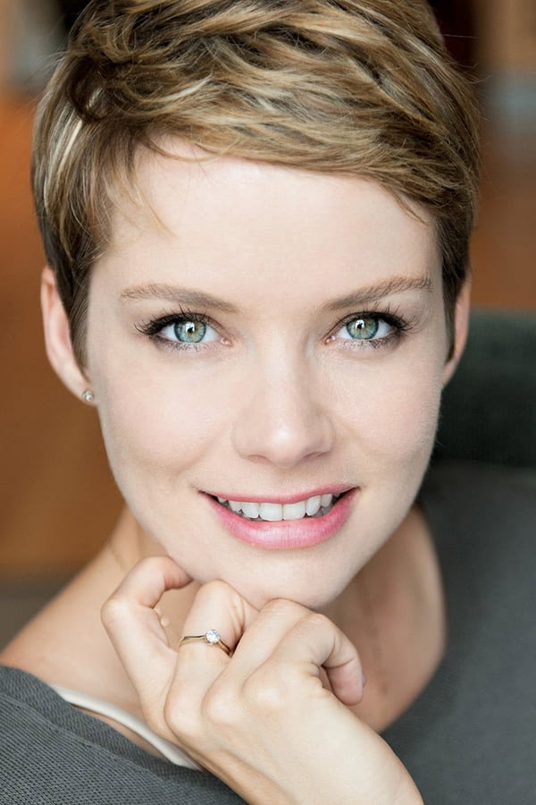 Andrea Osvárt as Unna in 2061 - Un anno eccezionale