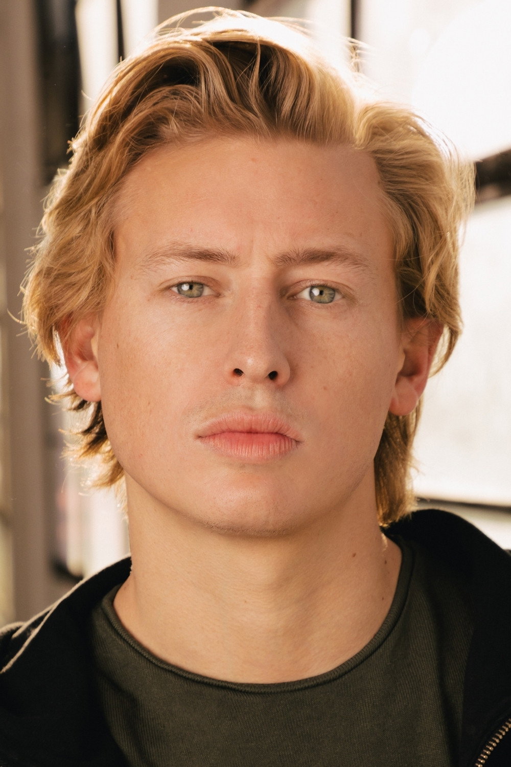 Logan Coffey as Elliot in The Christmas Chain