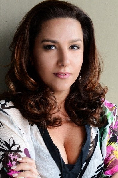 Renata Castro Barbosa as Multiple characters in Junto & Misturado